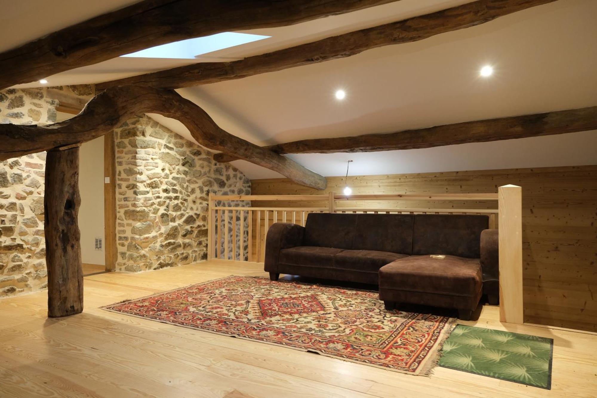 La Maison Du Pere Louis Saint-Cyr-le-Chatoux